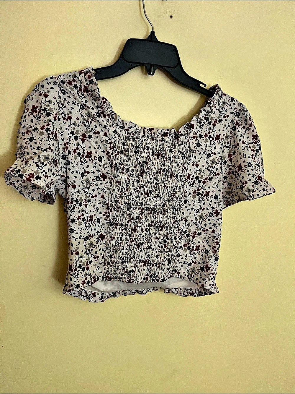 Japan Floral Smocked Crop Top in White & Red Size Large NWT